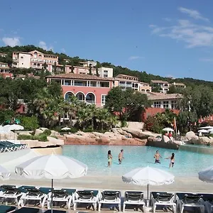 Les Restanques Du Golfe De Saint-tropez - Maeva Grimaud